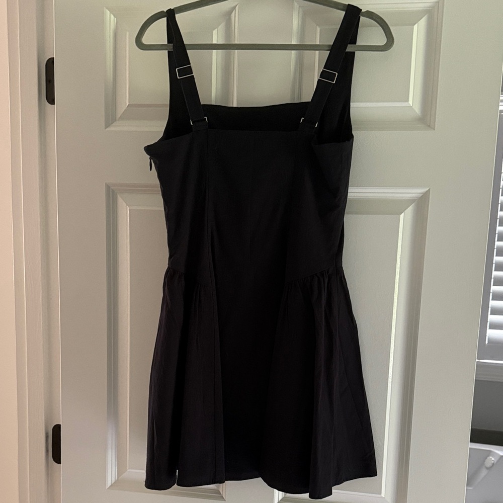 Abercrombie & Fitch Elegant Black Mini Dress - Picture 2 of 3